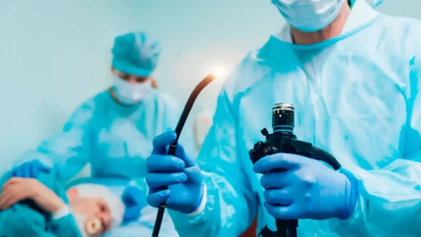 ¿Qué significa cirugía endoscópica?